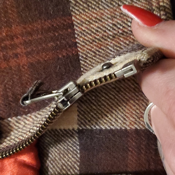 Vintage Triple Five Soul Vest Wool with faux fur removable hood. - Picture 5 of 17